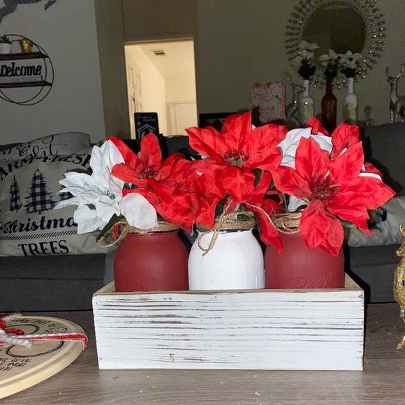 Mason Jar Centerpiece - Picture 1 of 1